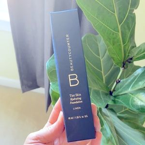 Beautycounter Tint Skin Foundation in Linen NEW